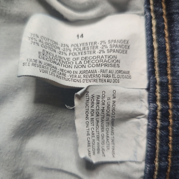 GLORIA VANDERBILT Amanda Average Denim Jeans - Picture 9 of 10